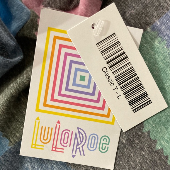 LuLaRoe Classic T, Size L, NWT - Picture 4 of 5